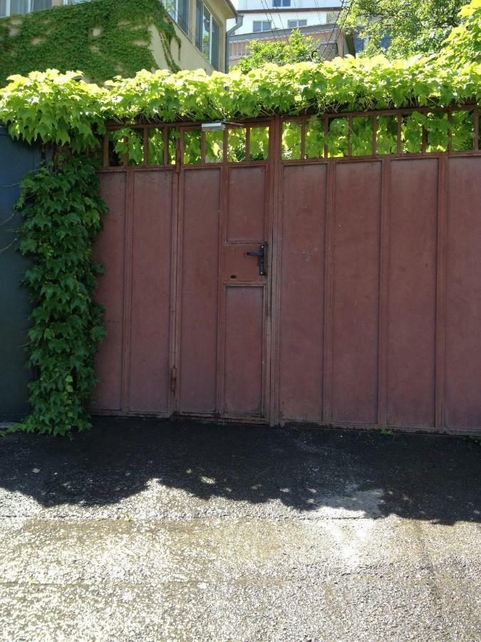 Birdhouse Rooms Tiflis Exterior foto